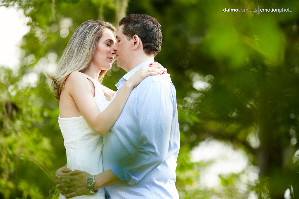 Santo Antônio em Lisboa; ensaio de casal em Floripa, fotografia de casal, ensaio no campo