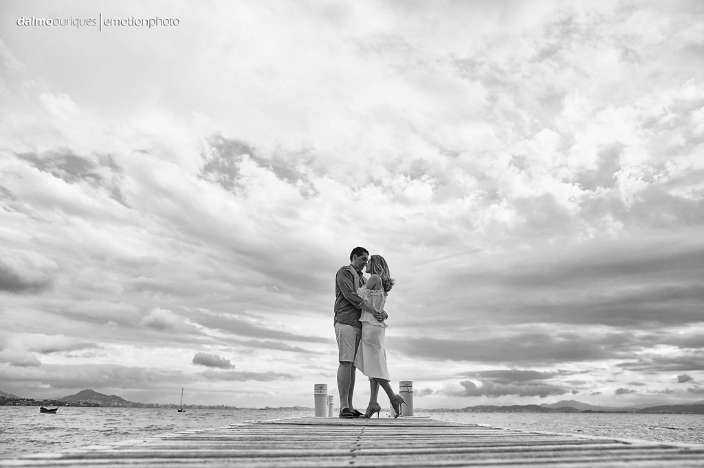 Santo Antônio em Lisboa; ensaio de casal em Floripa, fotografia de casal, ensaio na praia