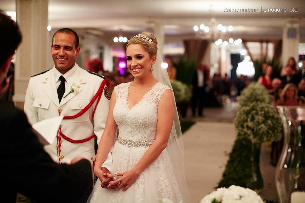 Fotógrafo de Casamento em Florianópolis; Alameda Casa Rosa; emoção no casamento