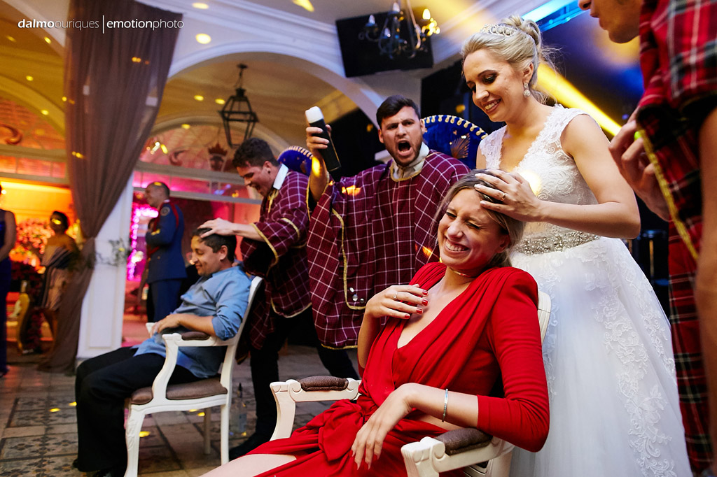 Fotógrafo de Casamento em Florianópolis; Festa de casamento; Alameda Casa Rosa, noiva tequileira