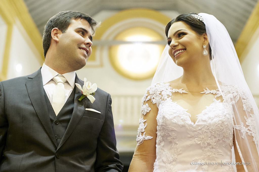 casamento na igreja; fotografia de casamento em Florianópolis