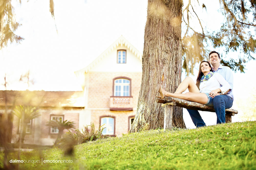 ensaio de casal; pre wedding; pre wedding em rancho queimado; fotografia de casal em rancho queimado, museu do Hercilio Luz