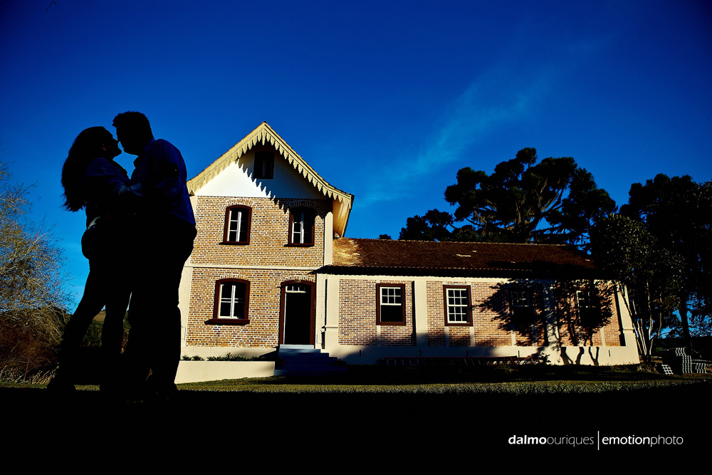 ensaio de casal; pre wedding; pre wedding em rancho queimado; fotografia de casal em rancho queimado, museu do Hercilio Luz
