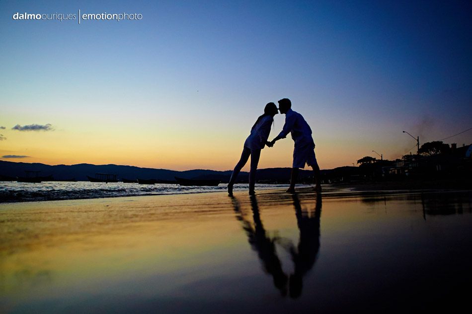 pre wedding na praia de palmas; ensaio de casal na praia de palmas; ensaio na praia de palmas; fotografia de casal; pre wedding
