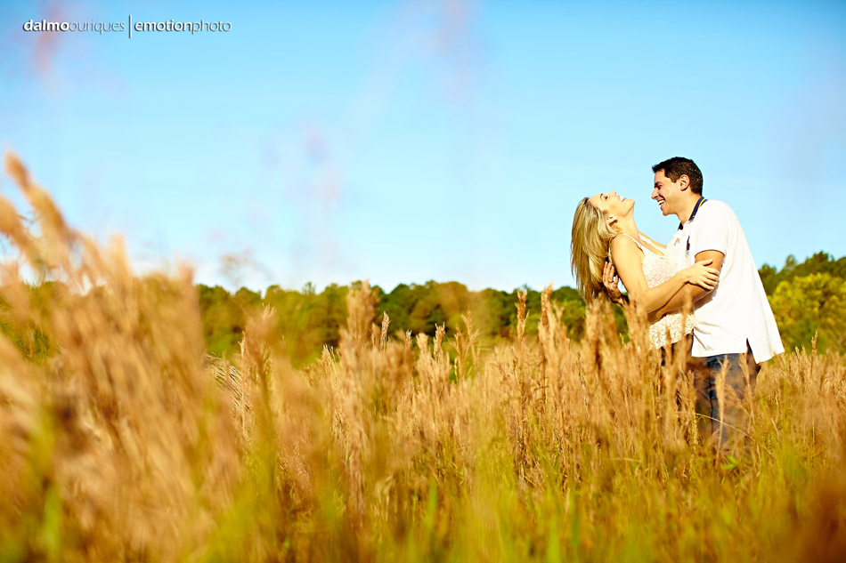 pre wedding em florianopolis; ensaio de casal em florianopolis; ensaio em florianopolis; fotografia de casal; pre wedding; florianopolis; ensaio do rio vermelho