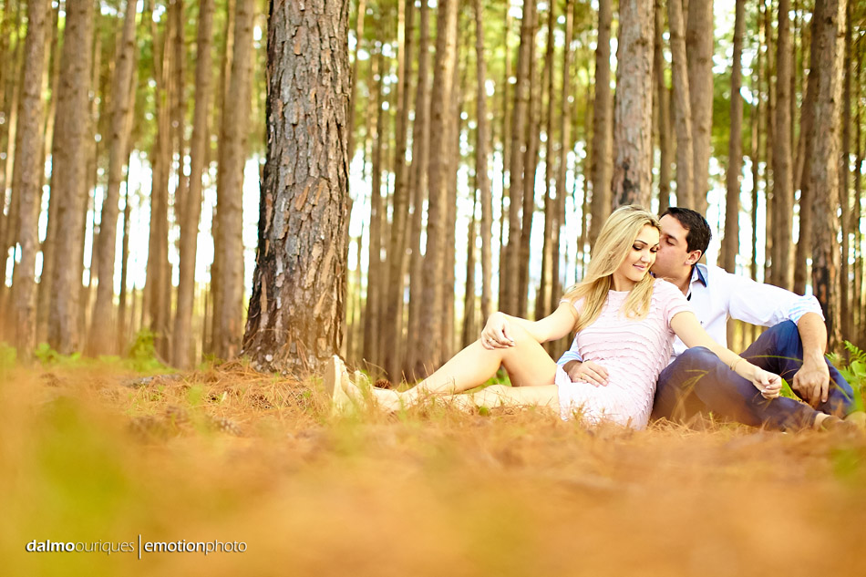 pre wedding em florianopolis; ensaio de casal em florianopolis; ensaio em florianopolis; fotografia de casal; pre wedding; florianopolis; ensaio do rio vermelho