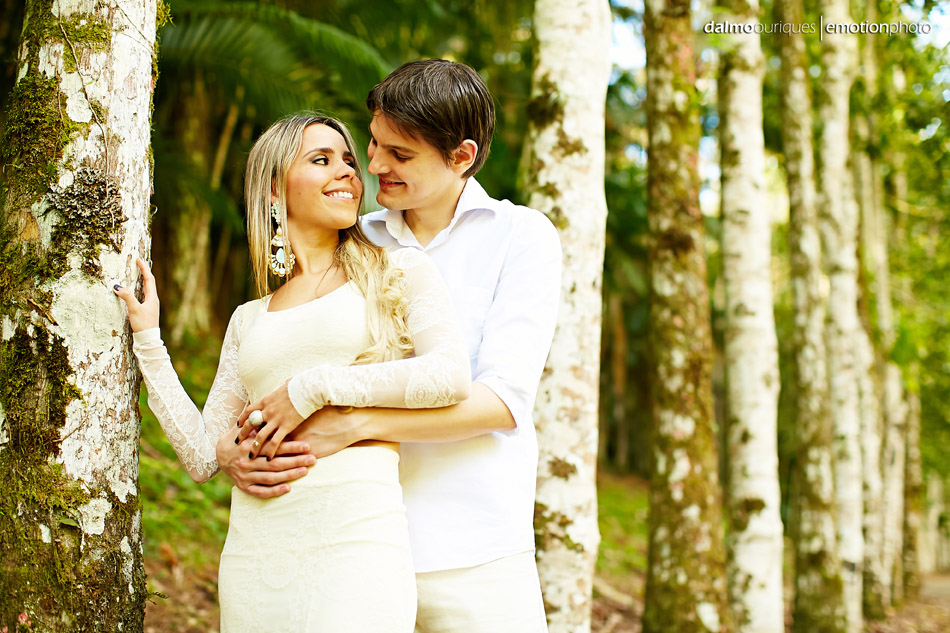 pre wedding em jaragua do sul; ensaio de casal em jaragua do sul; ensaio em jaragua do sul; fotografia de casal; pre wedding; jaragua do sul; ensaio em jaragua; ensaio no parque da malwee