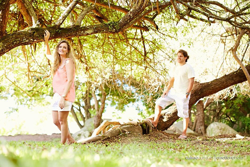 pre wedding em florianopolis; ensaio de casal em florianopolis; ensaio em florianopolis; fotografia de casal; pre wedding; florianopolis; ensaio em jurere internacional; ensaio na praia