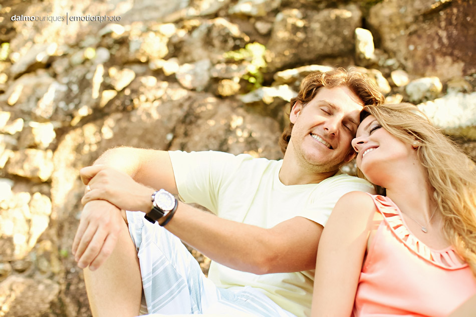 pre wedding em florianopolis; ensaio de casal em florianopolis; ensaio em florianopolis; fotografia de casal; pre wedding; florianopolis; ensaio em jurere internacional; ensaio na praia