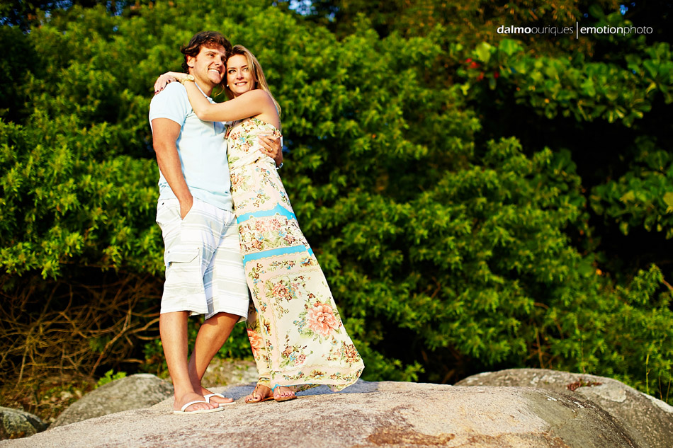 pre wedding em florianopolis; ensaio de casal em florianopolis; ensaio em florianopolis; fotografia de casal; pre wedding; florianopolis; ensaio em jurere internacional; ensaio na praia