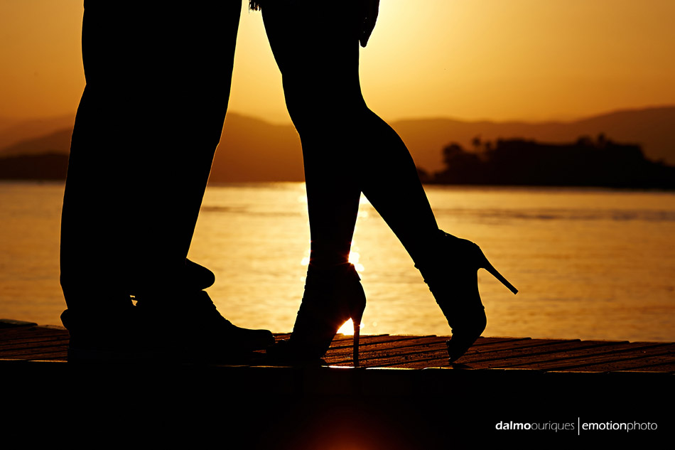 pre wedding em florianopolis; ensaio de casal em florianopolis; ensaio em florianopolis; fotografia de casal; pre wedding; florianopolis; ensaio na praia