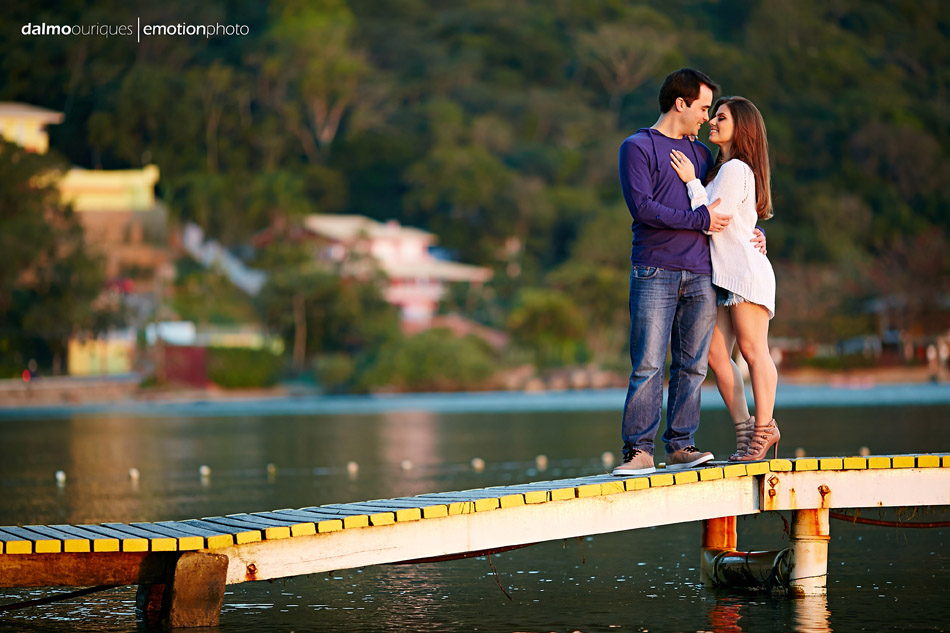 pre wedding em florianopolis; ensaio de casal em florianopolis; ensaio em florianopolis; fotografia de casal; pre wedding; florianopolis; ensaio na praia