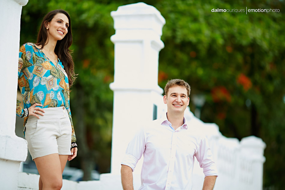 pre wedding em florianopolis; ensaio de casal em florianopolis; ensaio de casal; fotografo de casamento em florianopolis; pre wedding na praia da armação; fotografia de casal