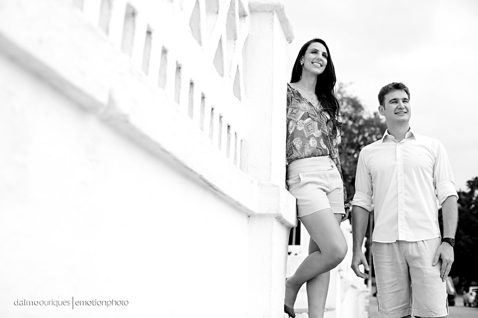 pre wedding em florianopolis; ensaio de casal em florianopolis; ensaio de casal; fotografo de casamento em florianopolis; pre wedding na praia da armação; fotografia de casal