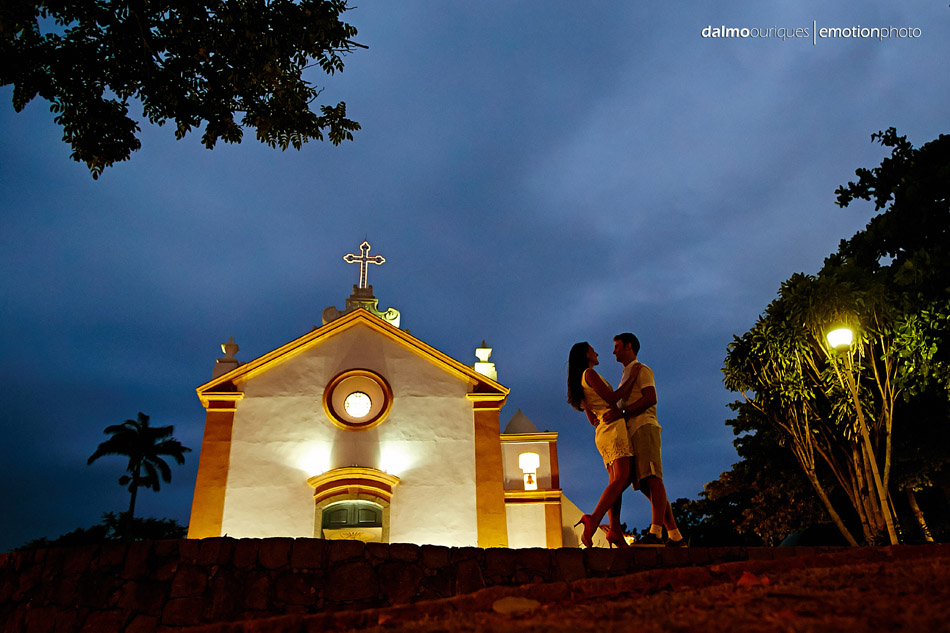 pre wedding em florianopolis; ensaio de casal em florianopolis; ensaio de casal; fotografo de casamento em florianopolis; pre wedding na praia da armação; fotografia de casal
