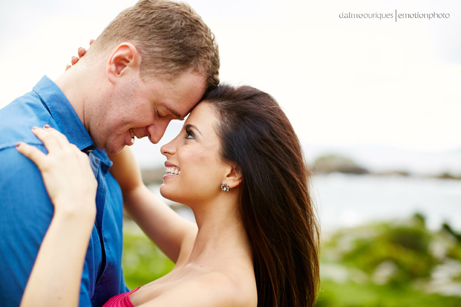 pre wedding em florianopolis; ensaio de casal em florianopolis; ensaio de casal; fotografo de casamento em florianopolis; pre wedding na praia da armação; fotografia de casal