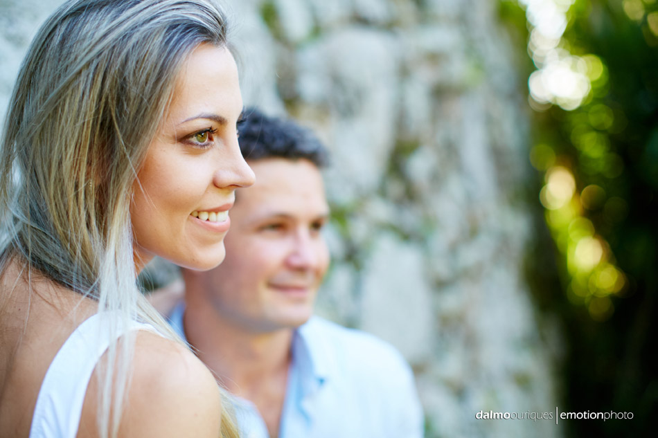 pre wedding em florianopolis; ensaio de casal em florianopolis; ensaio de casal; fotografo de casamento em florianopolis; pre wedding na praia da armação; fotografia de casal