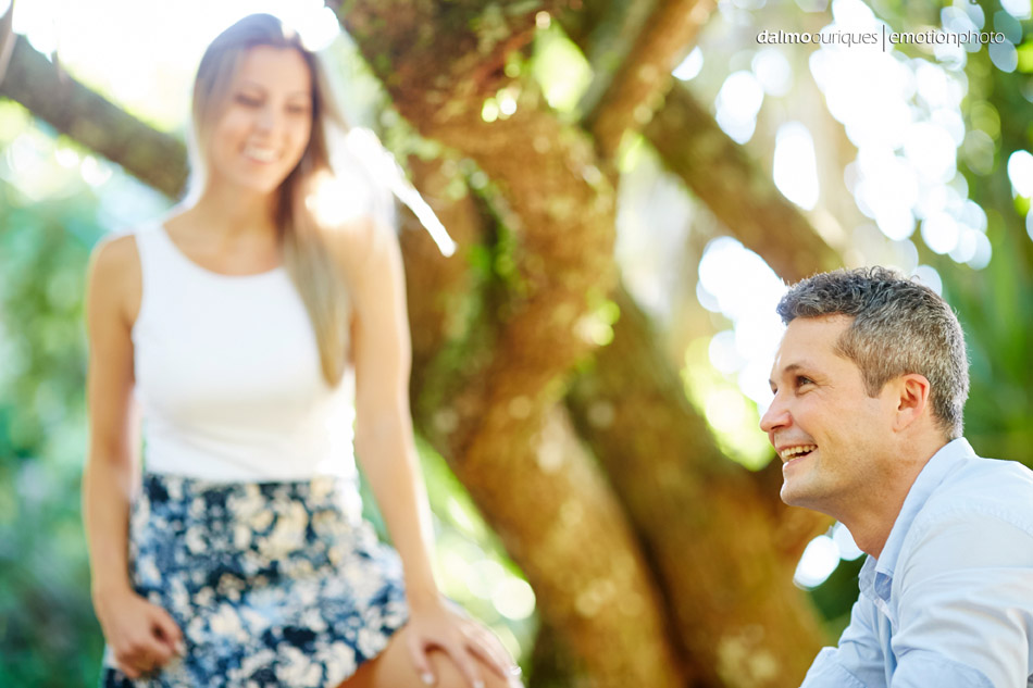 pre wedding em florianopolis; ensaio de casal em florianopolis; ensaio de casal; fotografo de casamento em florianopolis; pre wedding na praia da armação; fotografia de casal