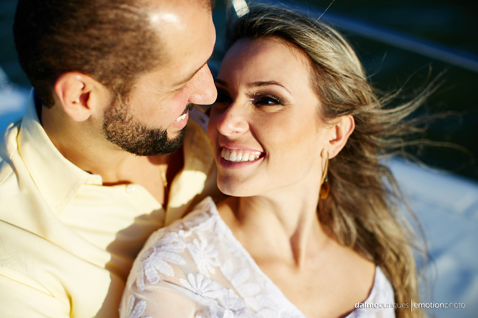 pre wedding em florianopolis; ensaio de casal em florianopolis; ensaio em florianopolis; fotografia de casal; pre wedding; florianopolis; ensaio de barco; ensaio de casal do barco