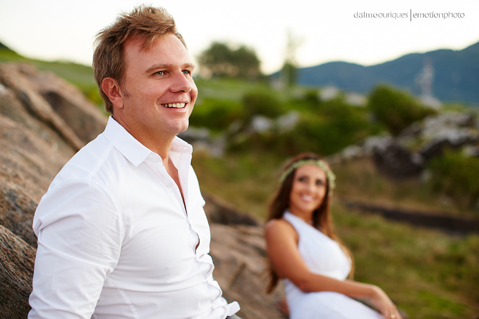 pre wedding em florianopolis; ensaio de casal em florianopolis; ensaio de casal; fotografo de casamento em florianopolis; pre wedding na praia da armação; fotografia de casal