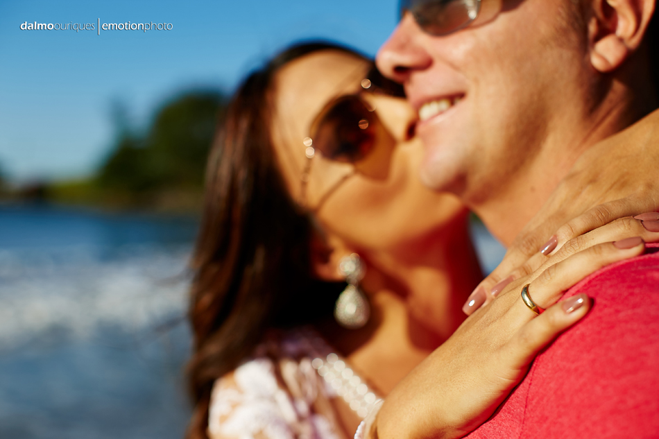 pre wedding em florianopolis; ensaio de casal em florianopolis; ensaio de casal; fotografo de casamento em florianopolis; pre wedding na praia da armação; fotografia de casal