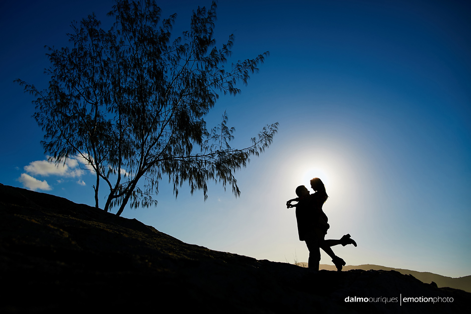 pre wedding em florianopolis; ensaio de casal em florianopolis; ensaio de casal; fotografo de casamento em florianopolis; pre wedding na praia da armação; fotografia de casal