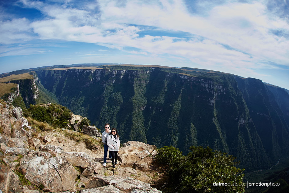 pre wedding em Cambará do Sul; ensaio de casal em Cambará do Sul; ensaio em Cambará do Sul; fotografia de casal; pre wedding; Cambará do Sul; parador casa da montanha