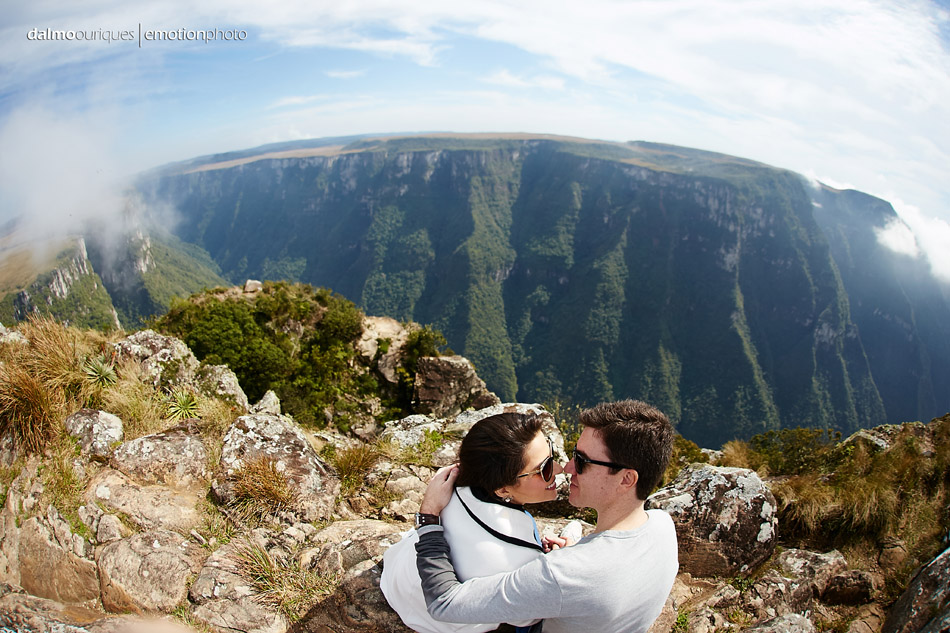 pre wedding em Cambará do Sul; ensaio de casal em Cambará do Sul; ensaio em Cambará do Sul; fotografia de casal; pre wedding; Cambará do Sul; parador casa da montanha