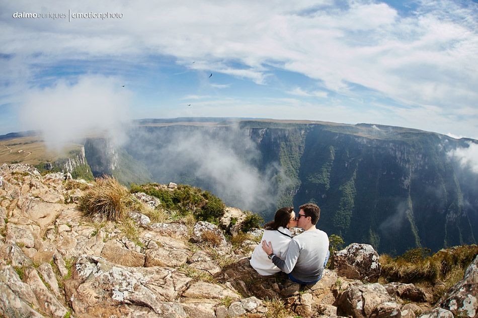 pre wedding em Cambará do Sul; ensaio de casal em Cambará do Sul; ensaio em Cambará do Sul; fotografia de casal; pre wedding; Cambará do Sul; parador casa da montanha