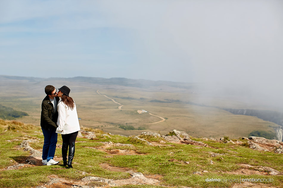 pre wedding em Cambará do Sul; ensaio de casal em Cambará do Sul; ensaio em Cambará do Sul; fotografia de casal; pre wedding; Cambará do Sul; parador casa da montanha