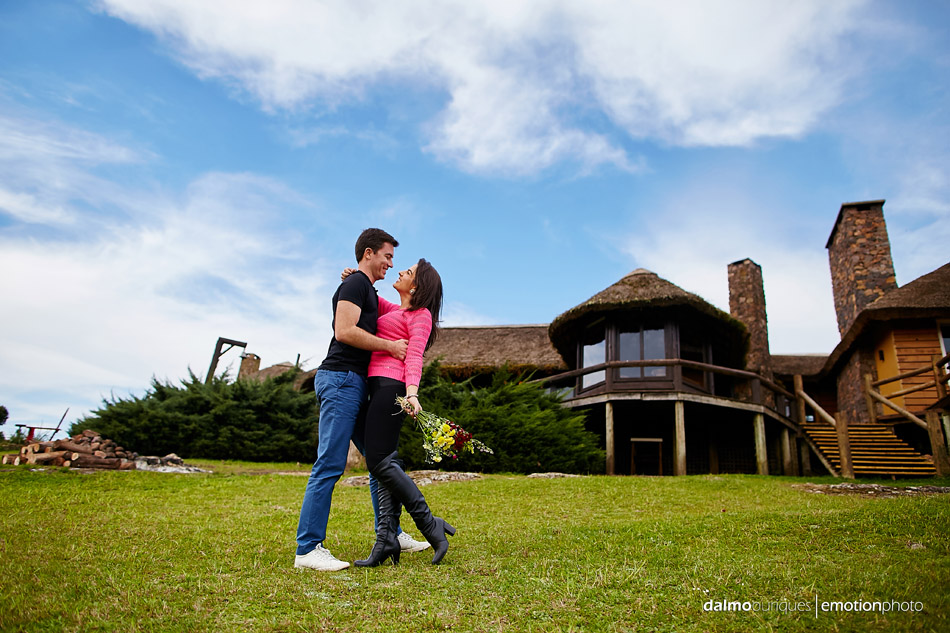 pre wedding em Cambará do Sul; ensaio de casal em Cambará do Sul; ensaio em Cambará do Sul; fotografia de casal; pre wedding; Cambará do Sul; parador casa da montanha