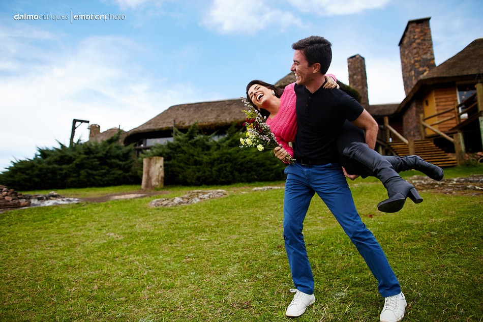 pre wedding em Cambará do Sul; ensaio de casal em Cambará do Sul; ensaio em Cambará do Sul; fotografia de casal; pre wedding; Cambará do Sul; parador casa da montanha