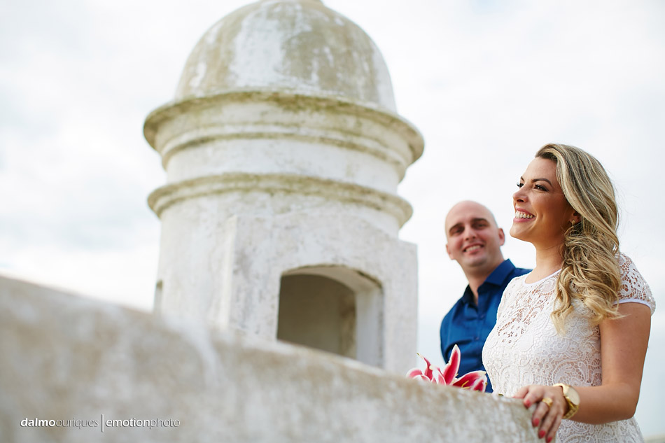 pre wedding em florianopolis; ensaio de casal em florianopolis; ensaio de casal; fotografo de casamento em florianopolis; pre wedding na praia da armação; fotografia de casal