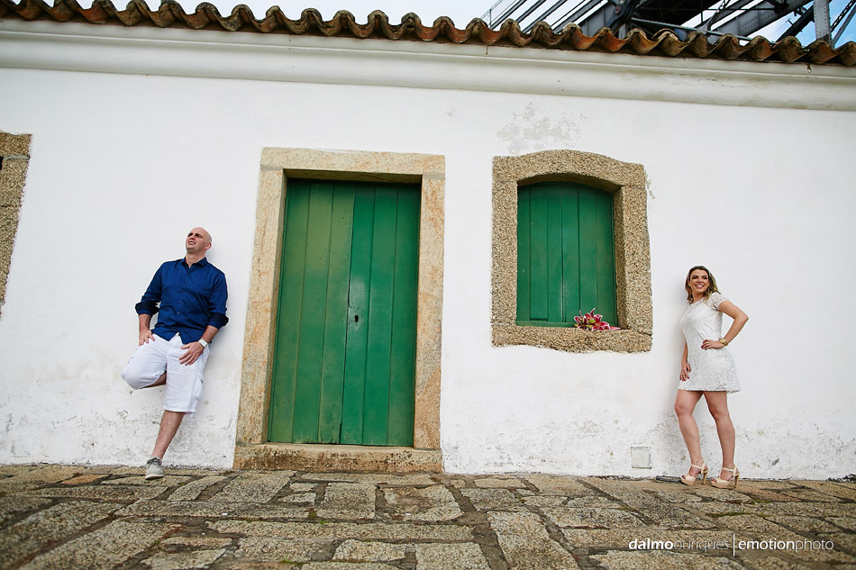 pre wedding em florianopolis; ensaio de casal em florianopolis; ensaio de casal; fotografo de casamento em florianopolis; pre wedding na praia da armação; fotografia de casal