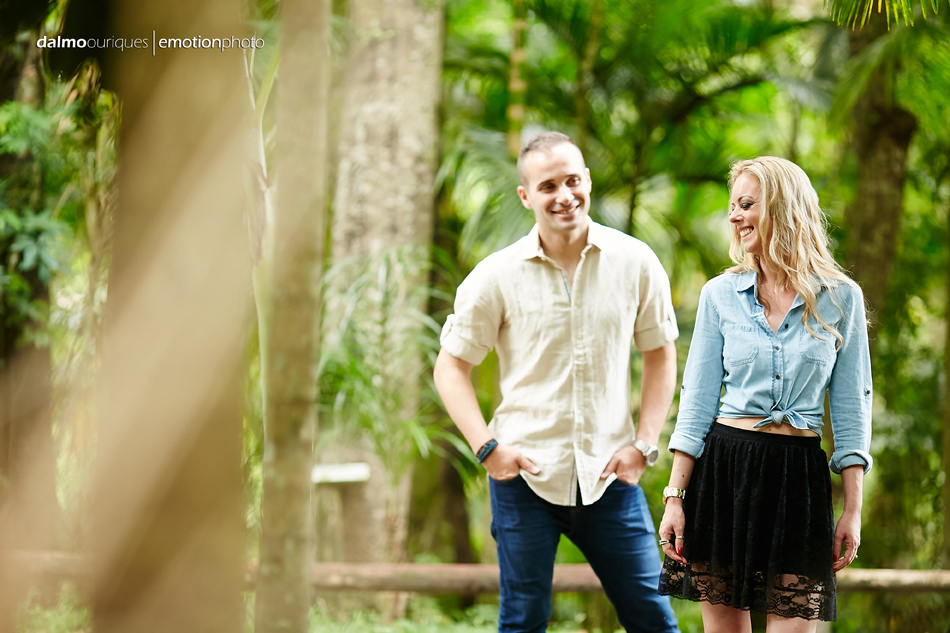 pre wedding em florianopolis; ensaio de casal em florianopolis; ensaio de casal; fotografo de casamento em florianopolis; pre wedding na praia da armação; fotografia de casal
