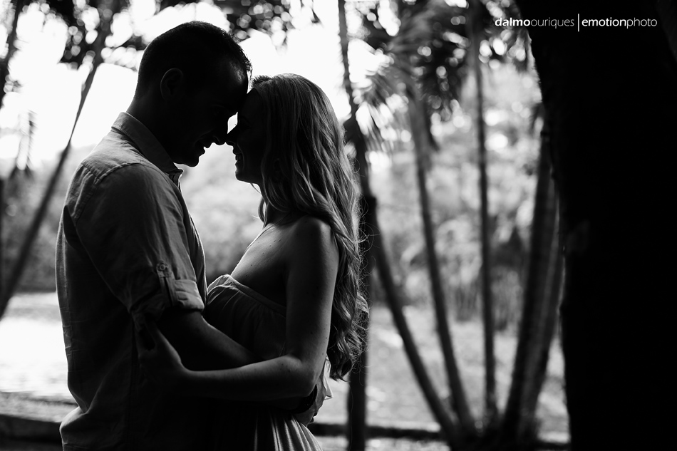 pre wedding em florianopolis; ensaio de casal em florianopolis; ensaio de casal; fotografo de casamento em florianopolis; pre wedding na praia da armação; fotografia de casal