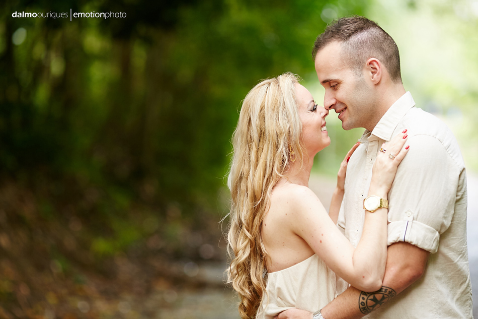 pre wedding em florianopolis; ensaio de casal em florianopolis; ensaio de casal; fotografo de casamento em florianopolis; pre wedding na praia da armação; fotografia de casal