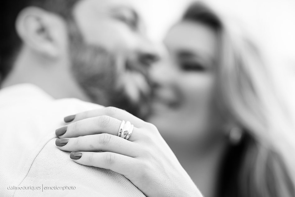 pre wedding em florianopolis; ensaio de casal em florianopolis; ensaio de casal; fotografo de casamento em florianopolis; pre wedding na praia da armação; fotografia de casal