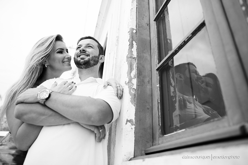 pre wedding em florianopolis; ensaio de casal em florianopolis; ensaio de casal; fotografo de casamento em florianopolis; pre wedding na praia da armação; fotografia de casal