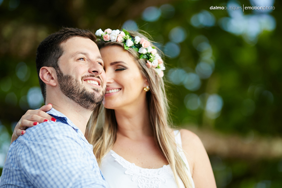 pre wedding em florianopolis; ensaio de casal em florianopolis; ensaio de casal; fotografo de casamento em florianopolis; pre wedding na praia da armação; fotografia de casal
