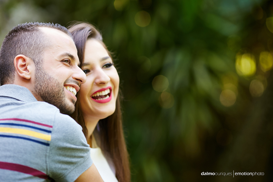 pre wedding em florianopolis; ensaio de casal em florianopolis; ensaio de casal; fotografo de casamento em florianopolis; pre wedding na praia da armação; fotografia de casal