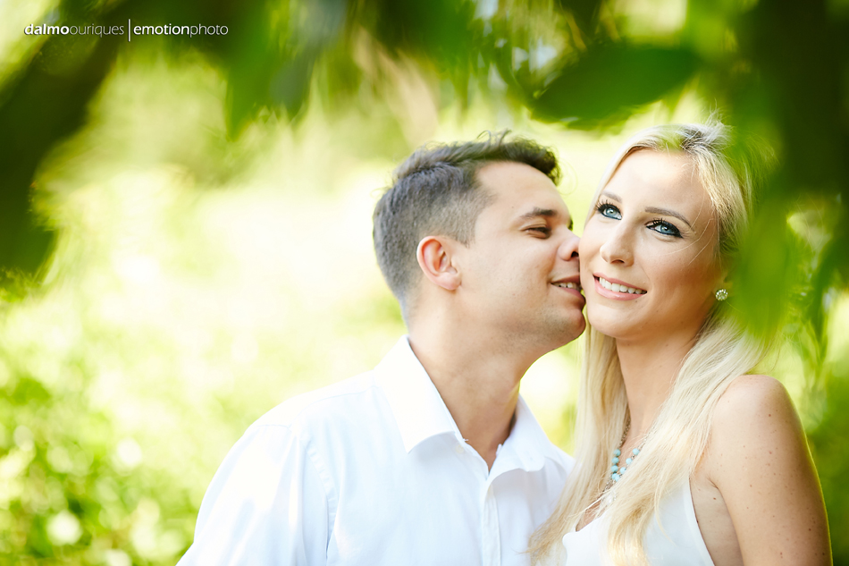 pre wedding em florianopolis; ensaio de casal em florianopolis; ensaio de casal; fotografo de casamento em florianopolis; pre wedding na praia da armação; fotografia de casal