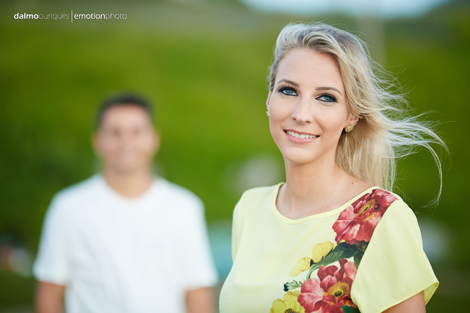 pre wedding em florianopolis; ensaio de casal em florianopolis; ensaio de casal; fotografo de casamento em florianopolis; pre wedding na praia da armação; fotografia de casal
