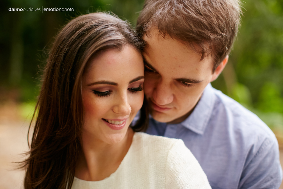 pre wedding em florianopolis; ensaio de casal em florianopolis; ensaio de casal; fotografo de casamento em florianopolis; pre wedding na praia da armação; fotografia de casal