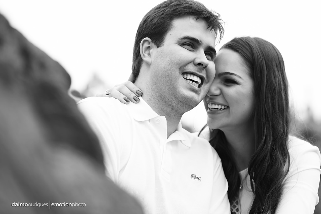 pre wedding em florianopolis; ensaio de casal em florianopolis; ensaio de casal; fotografo de casamento em florianopolis; pre wedding na praia da armação; fotografia de casal