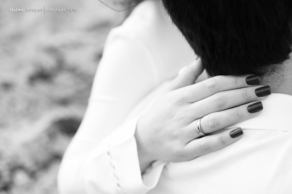 pre wedding em florianopolis; ensaio de casal em florianopolis; ensaio de casal; fotografo de casamento em florianopolis; pre wedding na praia da armação; fotografia de casal