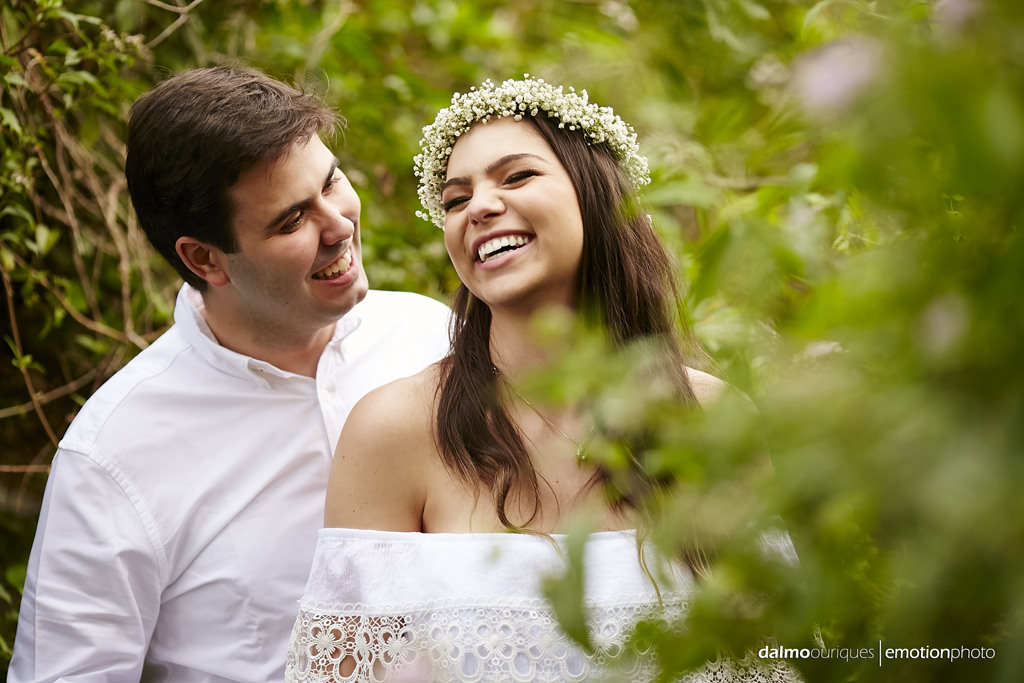 pre wedding em florianopolis; ensaio de casal em florianopolis; ensaio de casal; fotografo de casamento em florianopolis; pre wedding na praia da armação; fotografia de casal