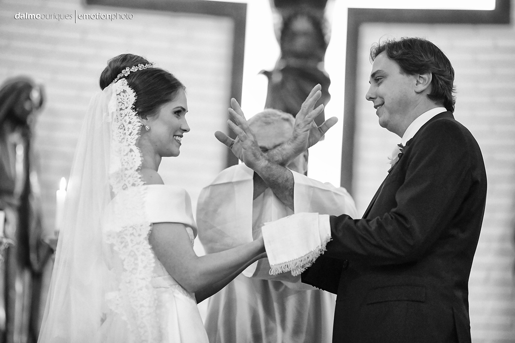 fotografia de casamento em florianopolis; wedding florianopolis; fotografo de casamento em florianopolis; fotografo em florianopolis; igreja do casamento; casamento na igreja