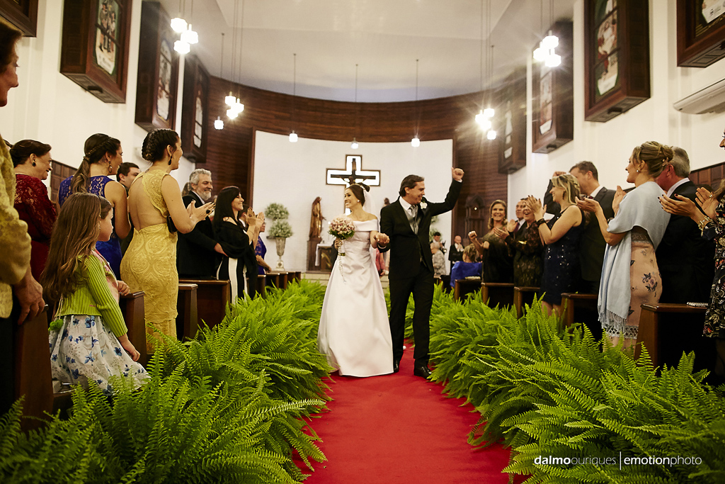 fotografia de casamento em florianopolis; wedding florianopolis; fotografo de casamento em florianopolis; fotografo em florianopolis; igreja do casamento; casamento na igreja