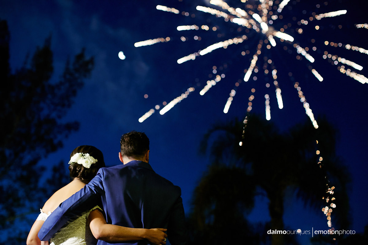 fogos de artifício em casamento; como organizar um casamento; fotografia casamento Florianópolis;